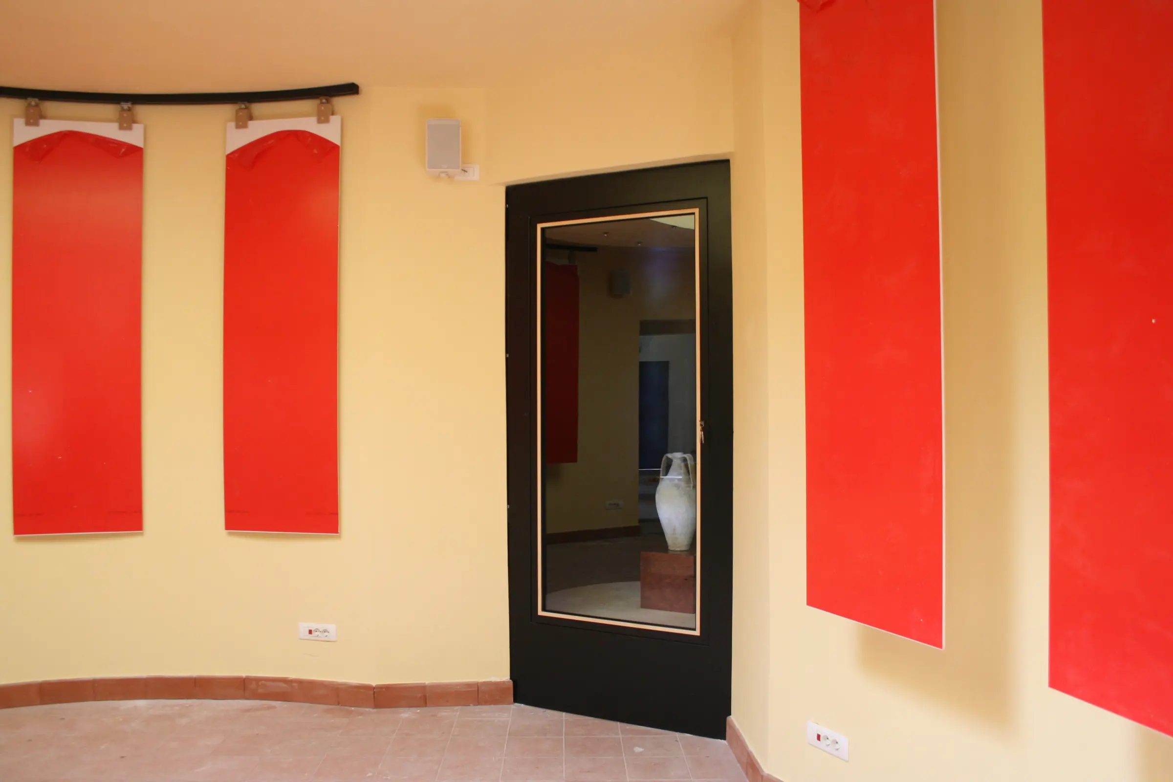 Dettaglio della sala espositiva di Sciara