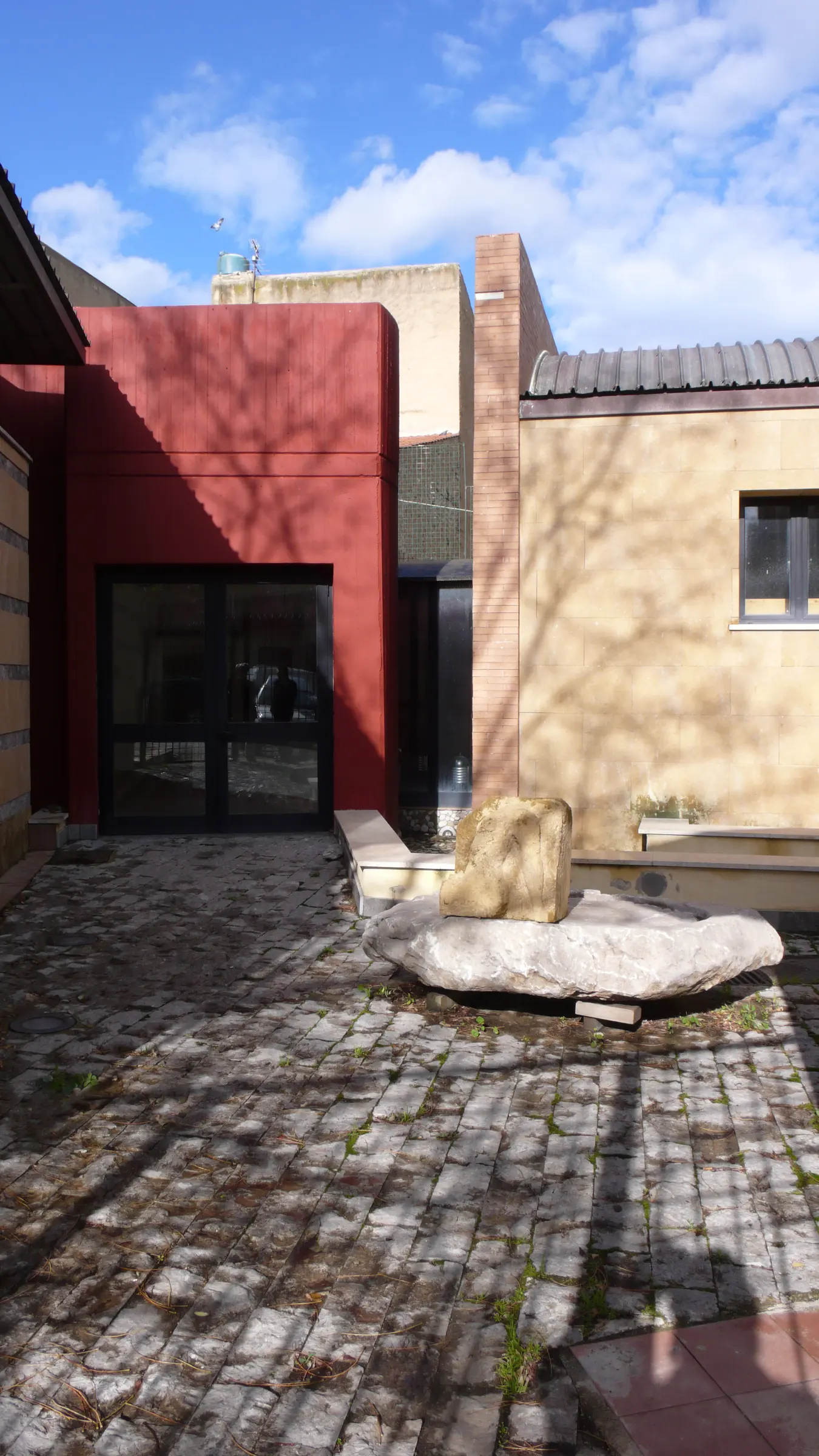 Ingresso del Museo archeologico di Sciara