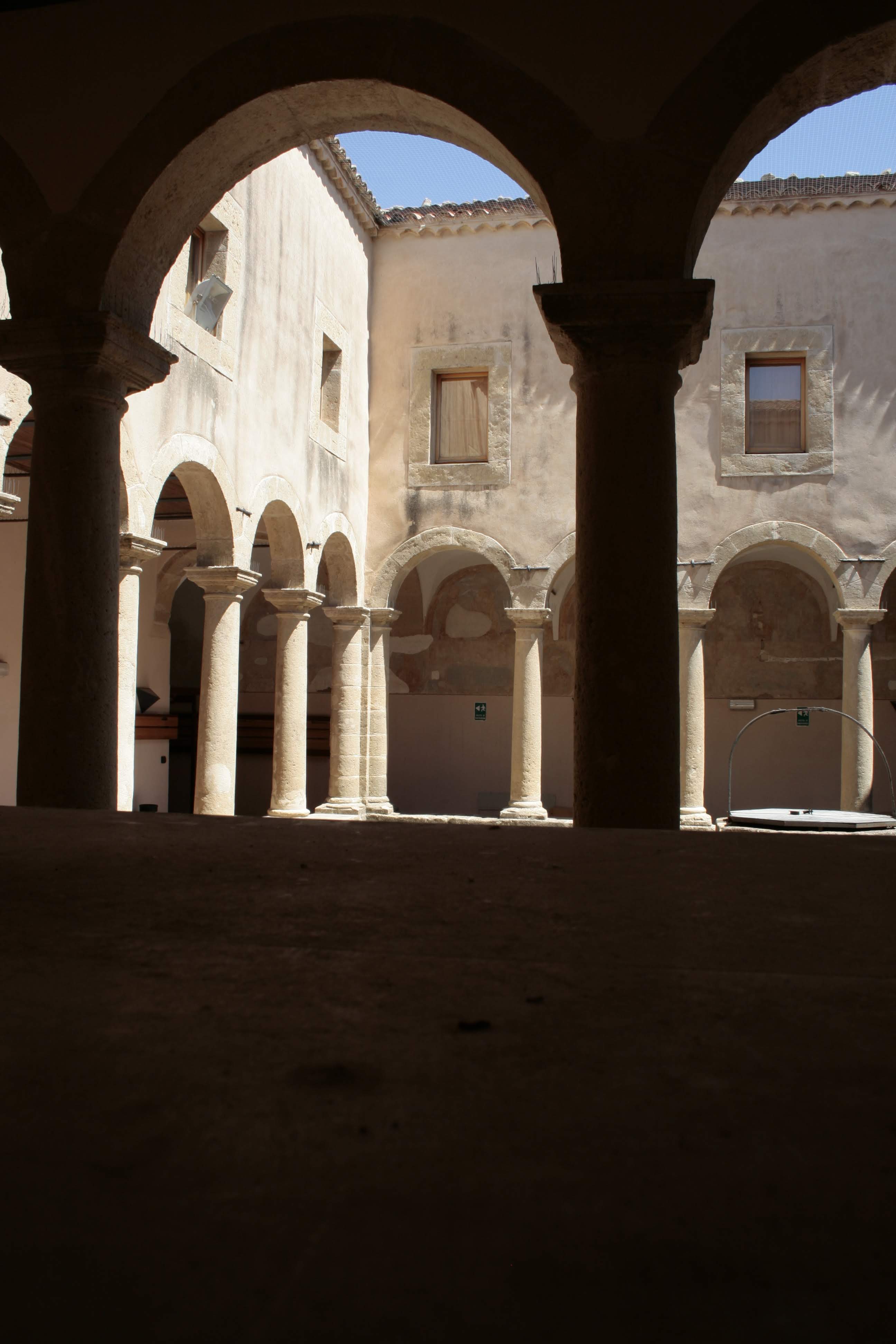 Corte interna dell'ex convento di Santa Maria degli Angeli