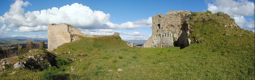 Spazi e percorsi del parco urbano di Assoro